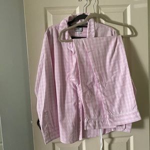 Petite Plume Women's Pink Pajama Set EUC